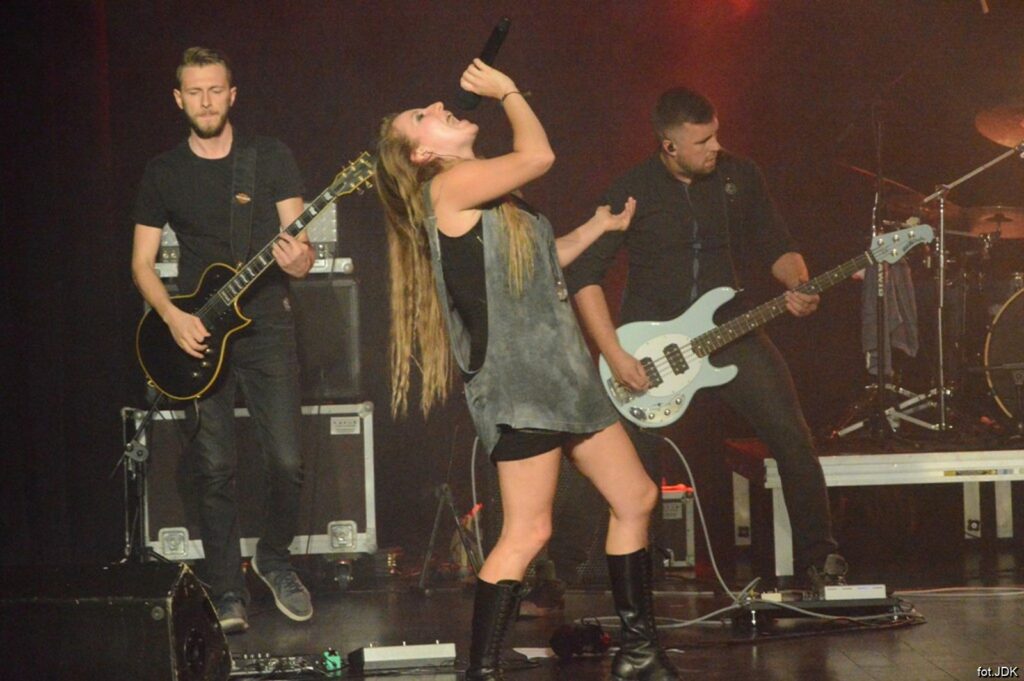 Koncert zespołu krusher w Jasielskim Domu Kultury