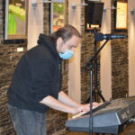 Kacper Lecheta prowadzi spotkanie KKD „Panoptikum”