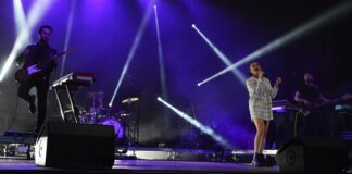 Dni Jasła 2021 Lanberry (piosenkarka polska) z zespołem podczas koncertu z okazji dni jasła dwa tysiące dwadzieścia jeden