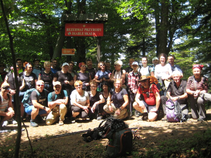 grupa w rezerwacie Diable Skały