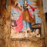 Gory-Leluchowskie-malowidlo-na-drzewie_6