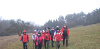 Zwiedzanie z KK-T JDK i PTTK: W sercu Magurskiego Parku Narodowego