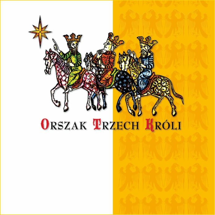 Obraz zawiera: Trzech monarchów na koniach z koronami na głowach. Pierwszy z lewej wskazuje gwiazdę święcąca przed nimi odwracając głowę do swoich towarzyszy. Dwaj pozostali spoglądają na gwiazdę. Drugi jeździec zadumany podpiera prawa dłonią brodę. Trzeci prawa dłonią wskazuje kierunek jazdy. Pod nimi znajduje się napis: Orszak Trzech Króli.