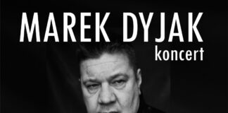 Marek Dyjak w JDK Obraz zawiera: Zdjęcie mężczyzny z krótkimi, ciemnymi włosami w wieku około czterdziestu kilku lat, ubranego w skórzaną kurtkę, patrzącego w bok z lekko rozchylonymi ustami, u dołu plakatu logo JDK i oficjalnego partnera motoryzacyjnego Toyoty Jasło oraz tekst: Marek Dyjak koncert.