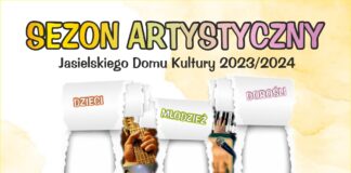 Obraz zawiera: Trzy kolumny z podziałem na grupy wiekowe oraz zdjęcia odpowiadające danym zajęciom. W lewym, dolnym rogu logo Oficjalnego Partnera motoryzacyjnego Toyoty Jasło. Plakat zawiera także tekst: Sezon Artystyczny Jasielskiego Domu Kultury 2023/2024.