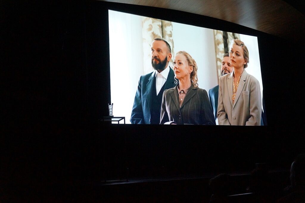 Premiera filmu „Weigl – zwyciężyć tyfus” w sali widowiskowej Jasielskiego Domu Kultury.