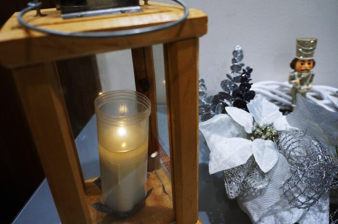 Betlejemskie Światło Pokoju w Jasielskim Domu Kultury.