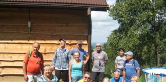 Zwiedzanie z KK-T JDK i PTTK: na rowerach w okolice Cieklinki