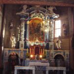 Blizne – ołtarz główny w kościele