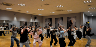 Tanecznym krokiem w drugi tydzień ferii: warsztaty hip hopowe