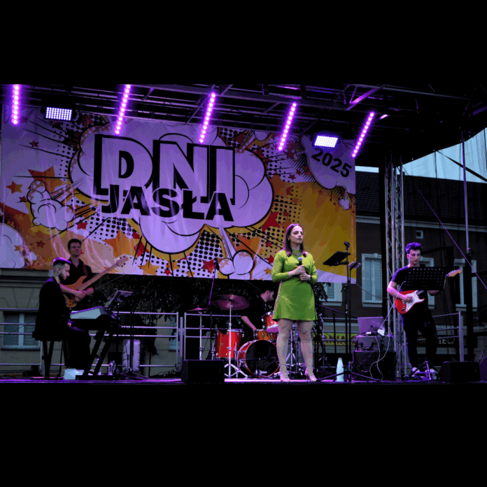 Dni Jasła - gwiazda wieczoru Aleksandra Tocka z zespołem Dni Jasła - gwiazda wieczoru