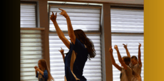 tańczące dziewczyny