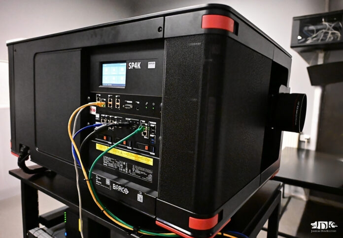 40d4f84a-e563-4c81-bd3e-a40637e175ec